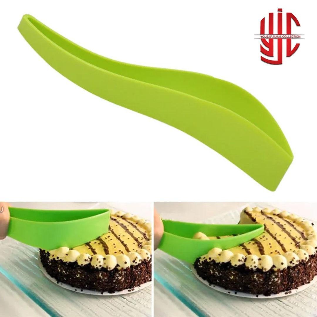 yjc-PLCT-018-1.jpg Plastic Cake Server Cutter - Image 1